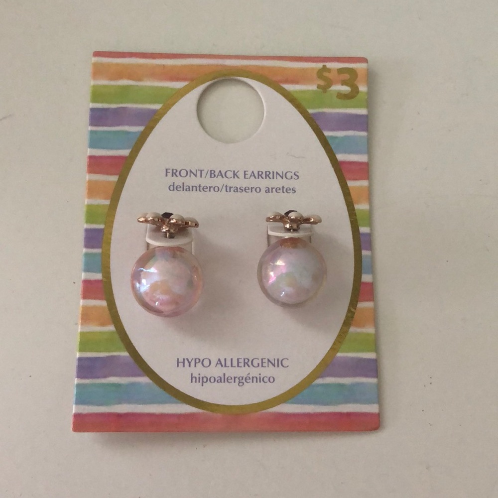 Pearl/flower front & back earrings